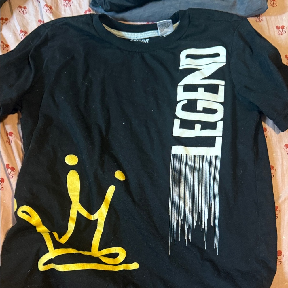 Legend Graphic Tee for Kids - Black/Yellow/white Size 14/16 fits smaller
